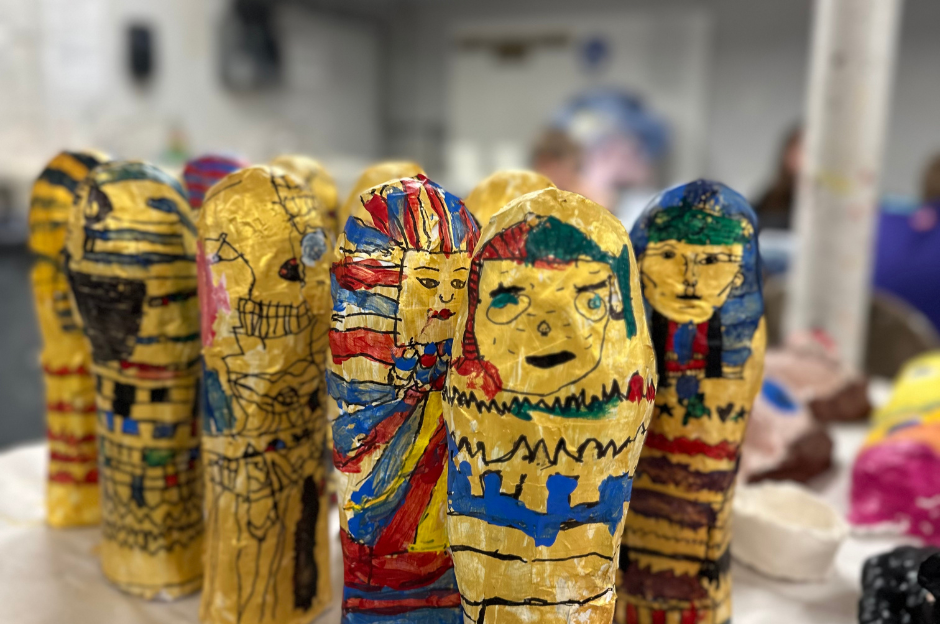 Ages 9 - 12 | Young Artists Clay + Sculpture | MUNSON